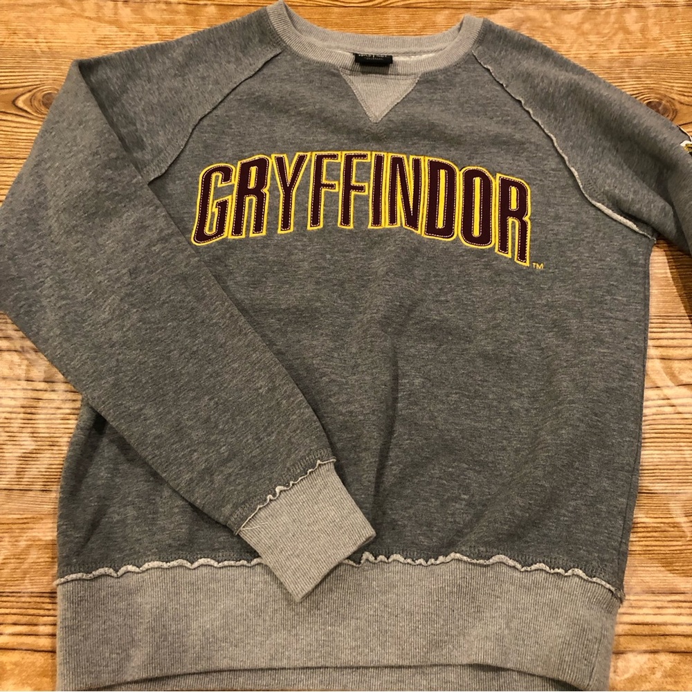 Small Universal Studios Griffindor Sweatshirt Har… - image 1